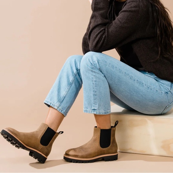 Nisolo Go-To‎ -Lug  Chelsea Boots 2.0 - Picture 1 of 7